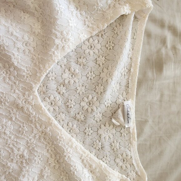 Lacy Top - Picture 2 of 3